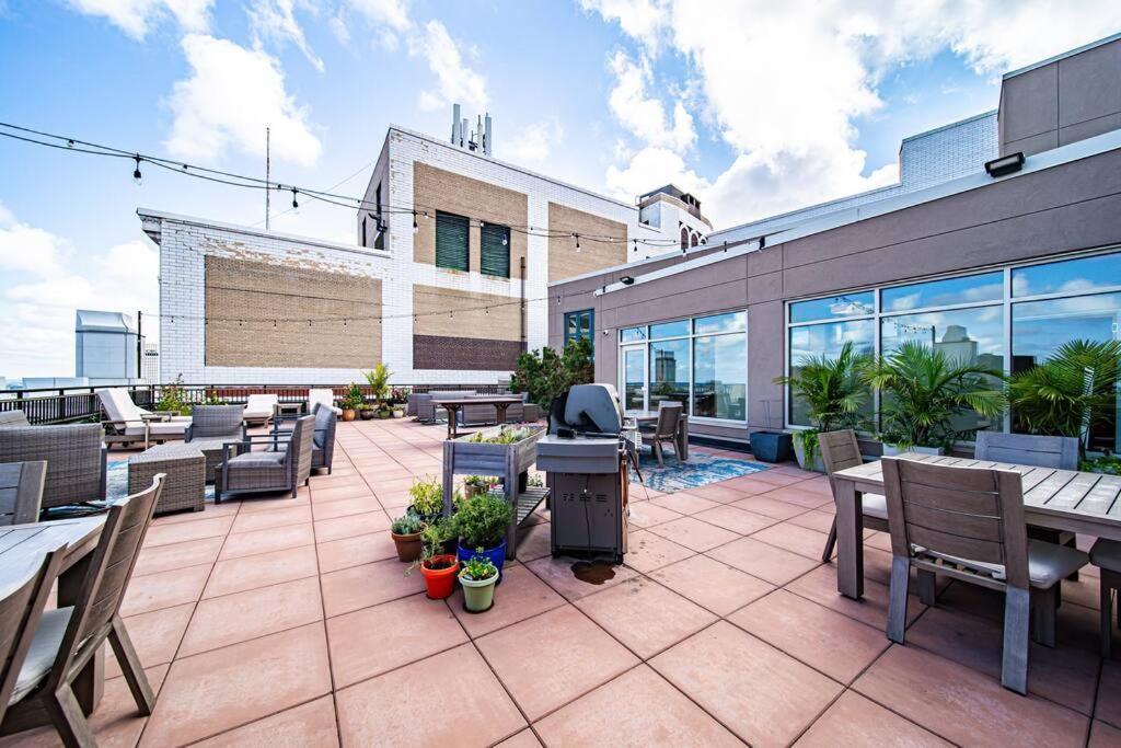 2Br Unit With Game Machine With Pool And Gym Access-602 Daire Cleveland Dış mekan fotoğraf